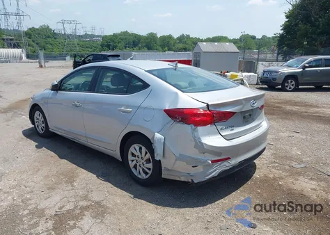 2017 Hyundai Elantra Se z USA, uszkodzony, nr VIN KMHD74LFXHU325792